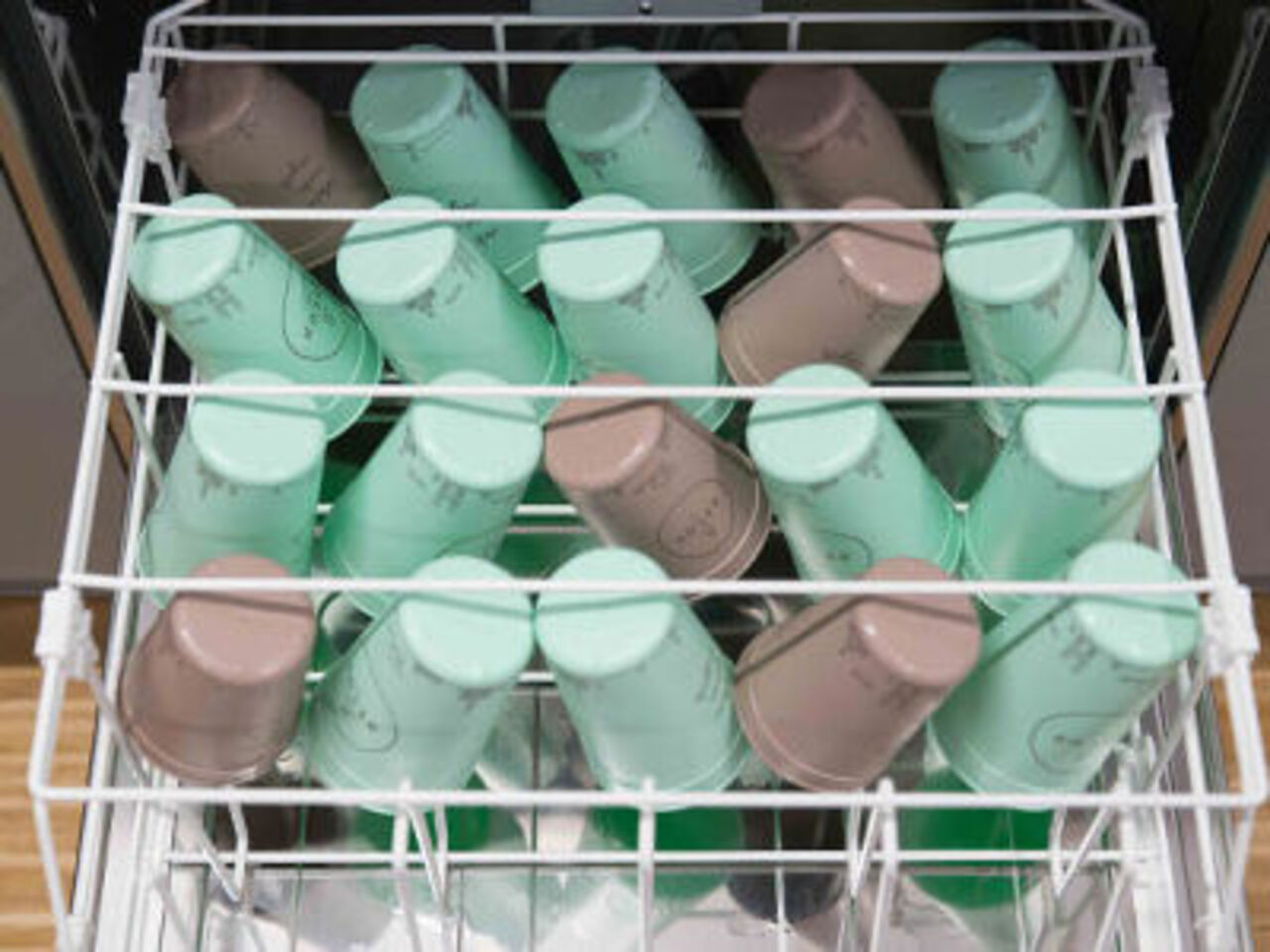 Avec panier Winterhalter spécial gobelet et verres réutilisables ecocup Avec panier Winterhalter spécial gobelet et verres réutilisables ecocup