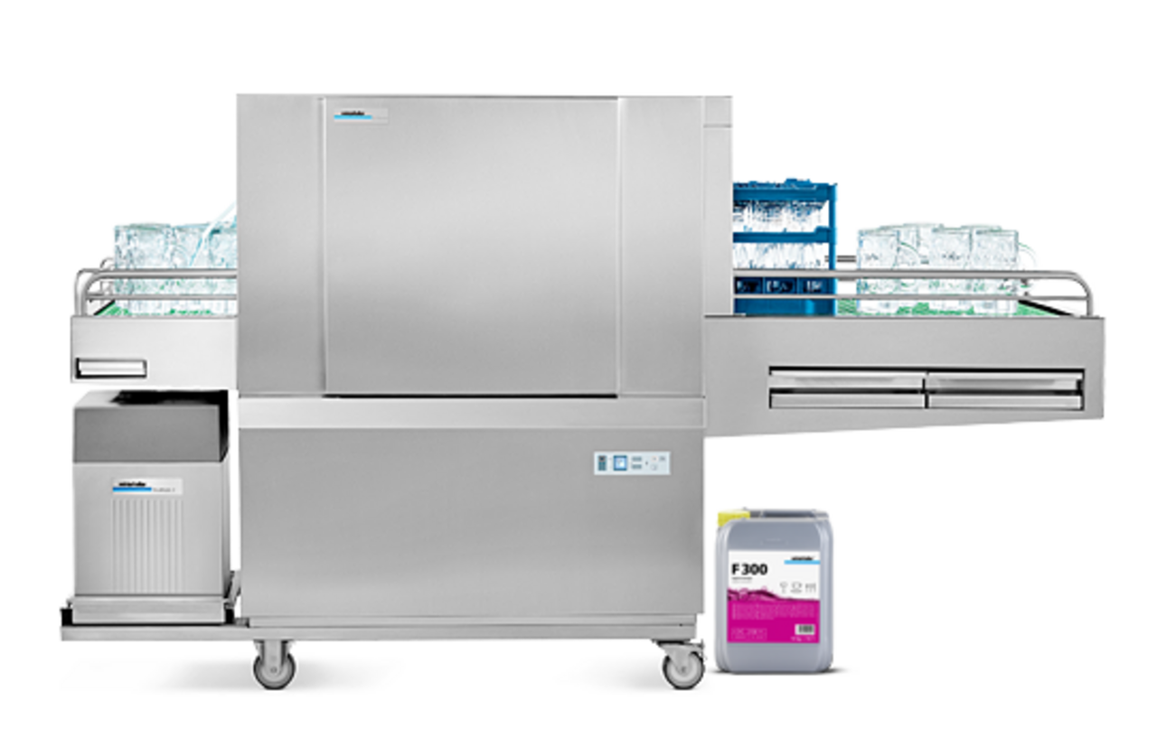 Specially developed for public festivals, beer tents and beer gardens: the Winterhalter flight-type glasswasher STF Bavaria Front view of the Winterhalter flight-type glasswasher STF Bavaria
