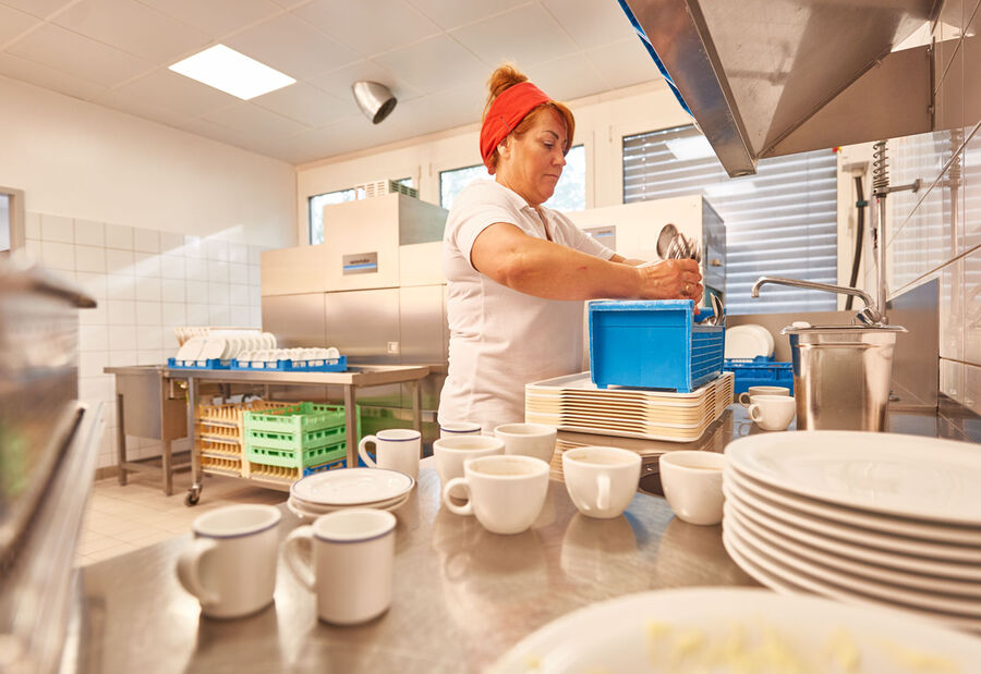 EBZ食堂参考案例:温特豪德通道式洗碗机客户收益 EBZ食堂参考案例:温特豪德通道式洗碗机客户收益