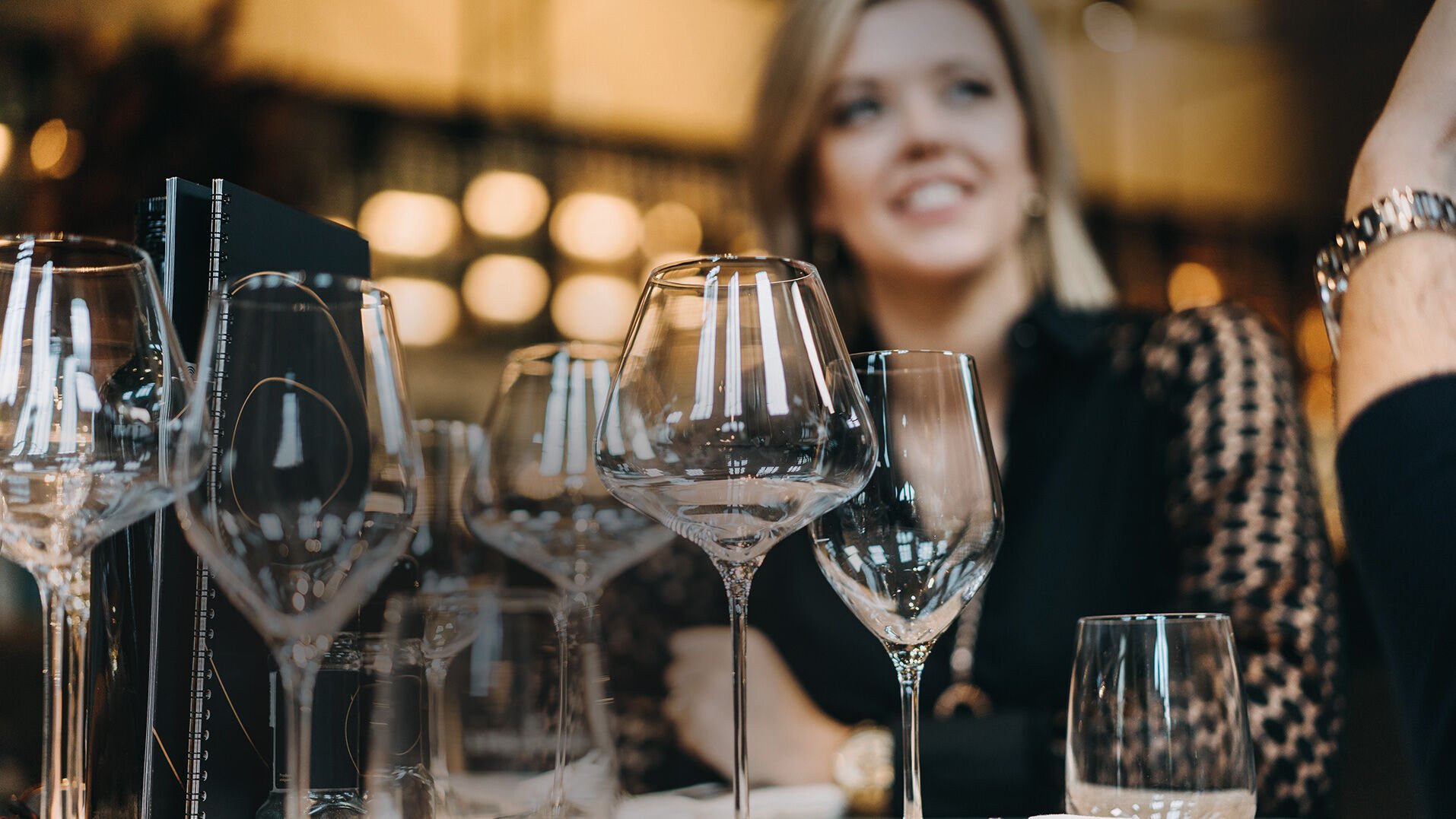 mašina za pranje čaša Winterhalter Higijenski čiste, brilijantno blistave čaše.