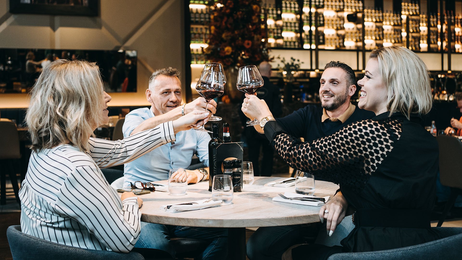 Winterhalter Glasswashing Case Study Restaurant Giuliano Bar Cheers Winterhalter Glasswashing Case Study Restaurant Giuliano Bar Cheers