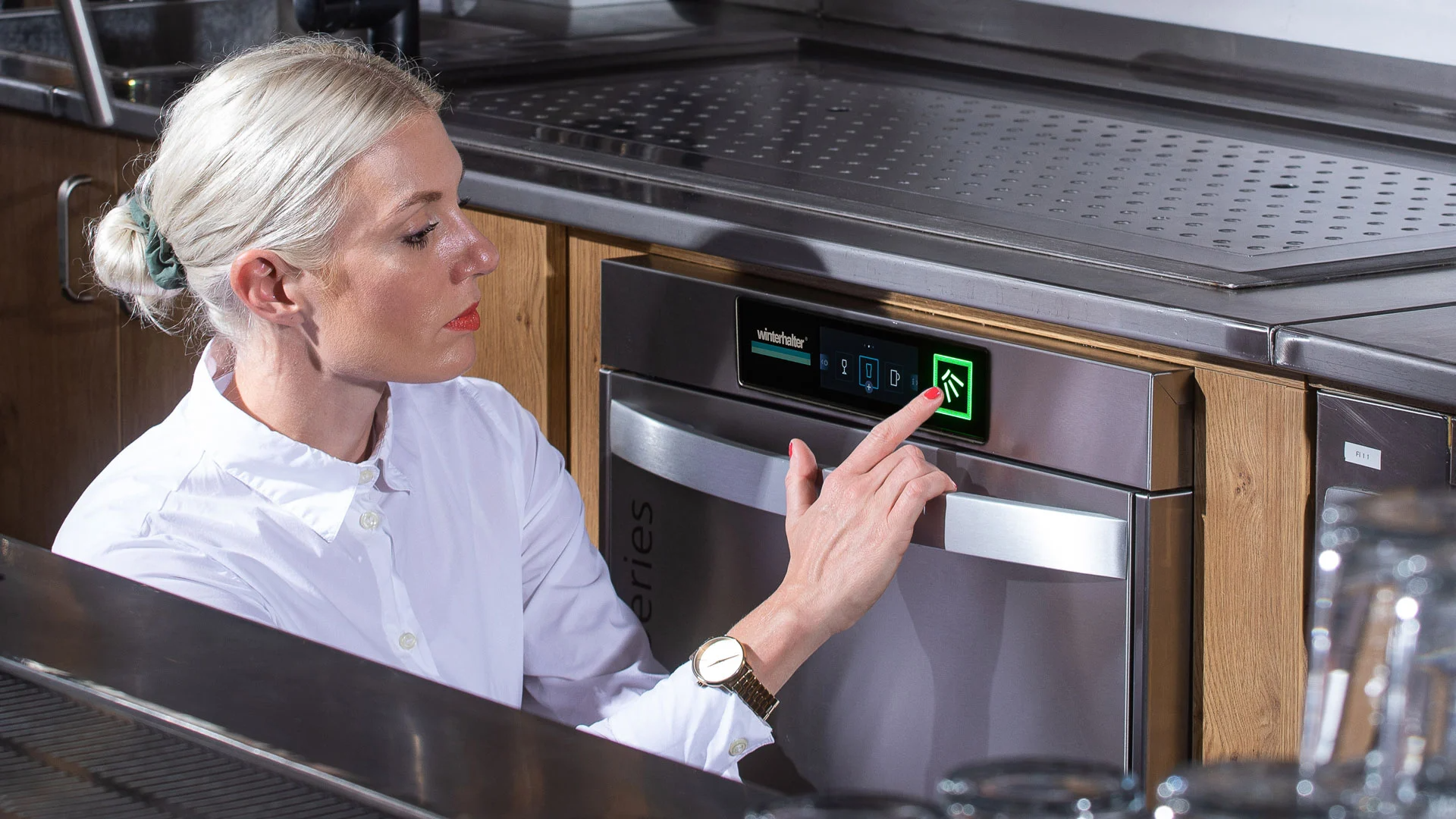 Lave-vaisselle professionnel Winterhalter