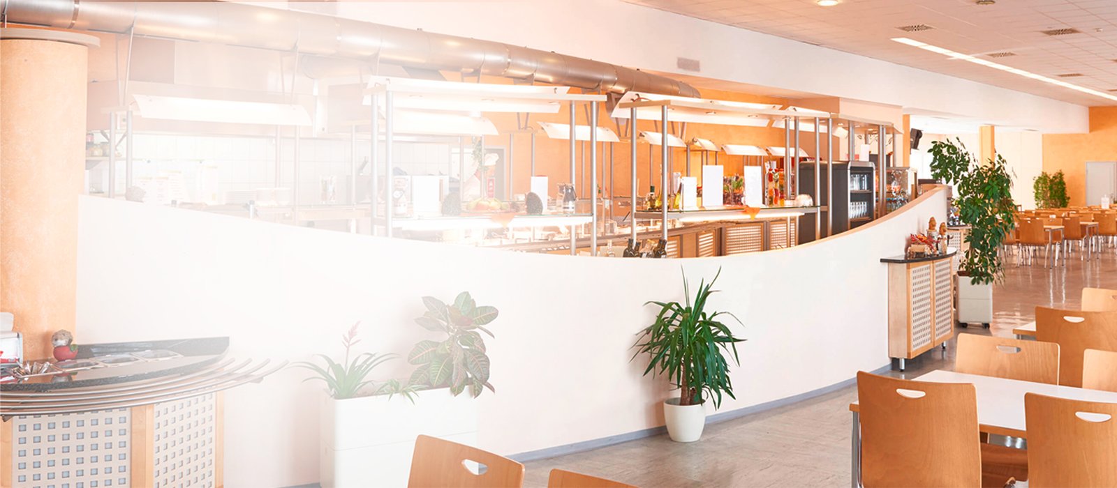 Référence cantine EBZ pour le lave-vaisselle à avancement automatique Winterhalter Référence cantine EBZ pour le lave-vaisselle à avancement automatique Winterhalter