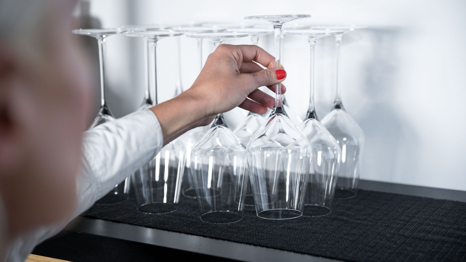 Gläser richtig lagern Gastronomie Gläser richtig lagern Gastronomie