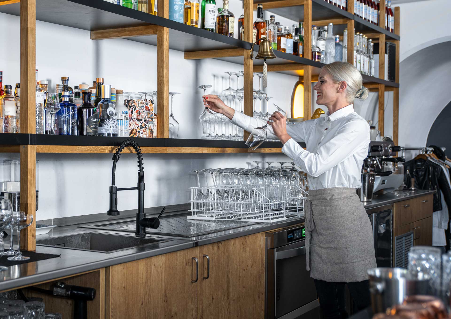 Tipps für hygienisches Spülen in der Gastronomie Tipps für hygienisches Spülen in der Gastronomie