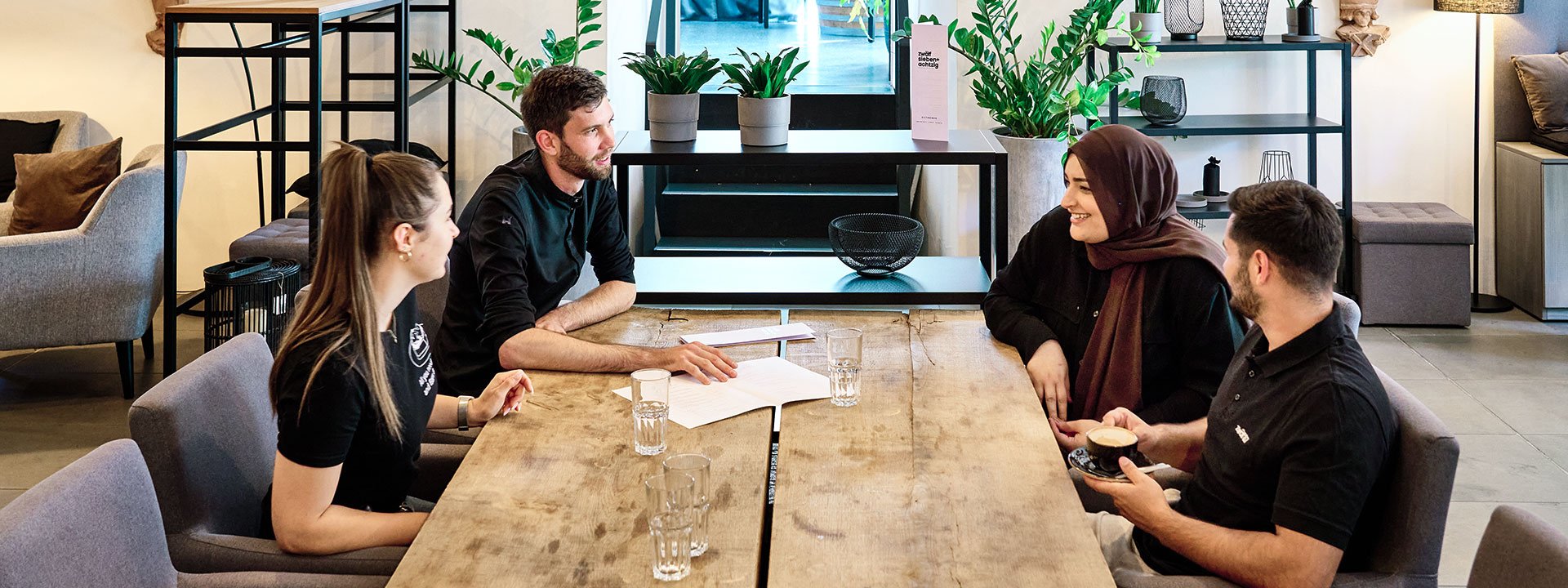 Personal finden und Mitarbeiter halten | Personalsuche Gastronomie Personal finden und Mitarbeiter halten | Personalsuche Gastronomie