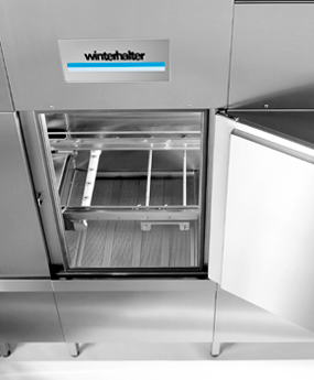 Hygiënedeuren op Winterhalter transportvaatwasmachine Hygiënedeuren op Winterhalter transportvaatwasmachine