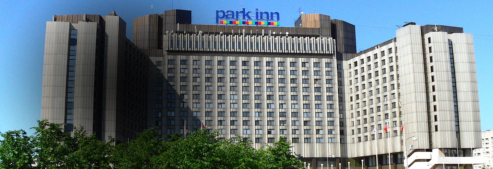 Профессиональные посудомоечные машины Winterhalter в Park Inn by Radisson Pribaltiyskaya Hotel & Congress Center Профессиональные посудомоечные машины Winterhalter в Park Inn by Radisson Pribaltiyskaya Hotel & Congress Center