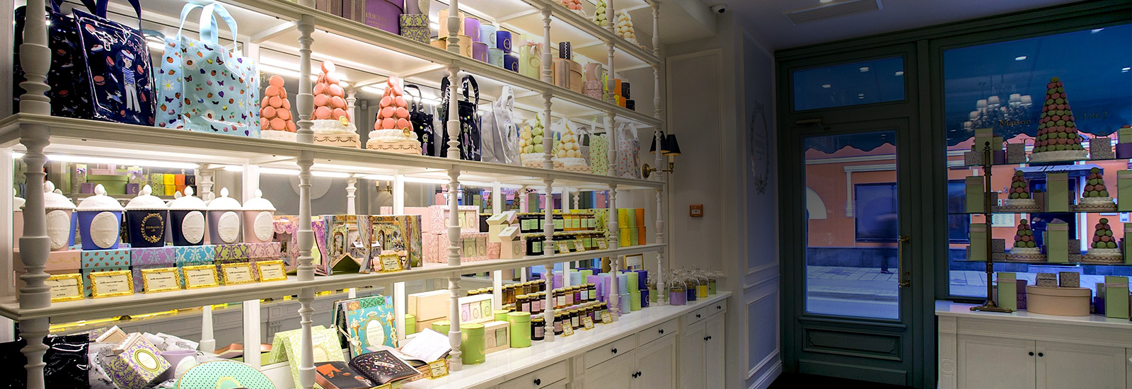 Профессиональные посудомоечные машины Winterhalter в Laduree  Профессиональные посудомоечные машины Winterhalter в Laduree